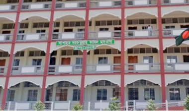 নওগাঁর সাপাহারে ভয়াবহ প্রক্সিকাণ্ড, কেন্দ্রের ৫৭ জনই ভুয়া পরীক্ষার্থী