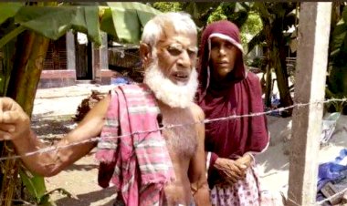পাবনার সাঁথিয়ায় কাঁটা তারের বেড়া সরিয়ে অবরুদ্ধ চারটি পরিবারের চলাচলের রাস্তা খুলে দিলো পুলিশ