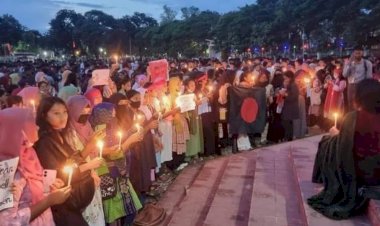 ঠাকুরগাঁওয়ে বৈষম্য বিরোধী আন্দোলনের শিক্ষার্থীদের 