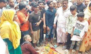 নরসিংদীতে প্রকাশ্যে যুবককে কুপিয়ে হত্যা