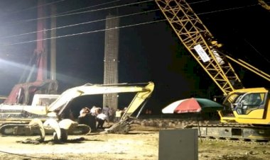 দ্রুত গতিতে  চলছে পায়রা নদীর উপর ব্রীজের কাজ
