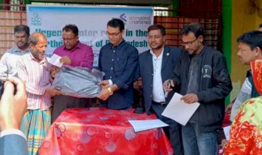 দিনাজপুর ডোমেইনে টিএমএসএসের শীতবস্ত্র বিতরণ।