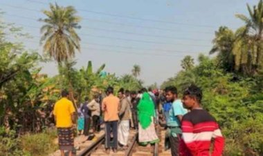 নওগাঁয় ট্রেনে কাটা পড়ে কুরবান আলী ও কুহেলী নামে পিতা এবং কন্যার মৃত্যু