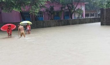 টেকনাফে টানা বৃষ্টিতে পানিবন্দী প্রায় ৩ হাজার পরিবার