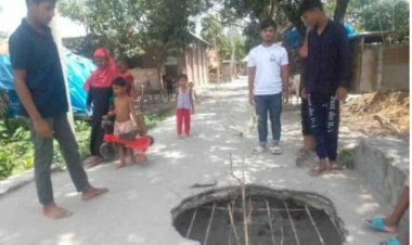 কালভার্টটির একপাশে ভেঙ্গে যাওয়ার কারণে দীর্ঘদিন ধরে এলাকার জনসাধারণ, পথচারী!
