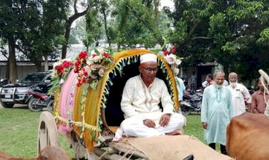 নওগাঁর মান্দা শাহাপুর ডিএ উচ্চ বিদ্যালয়ের অবসরপ্রাপ্ত অফিস সহকারী   বিদায় সংবর্ধনা