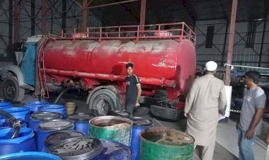 নরসিংদীর জেলা প্রশাসন ও জেলা পুলিশের যৌথ অভিযানে অবৈধ জ্বালানি মজুদ উদ্ধার