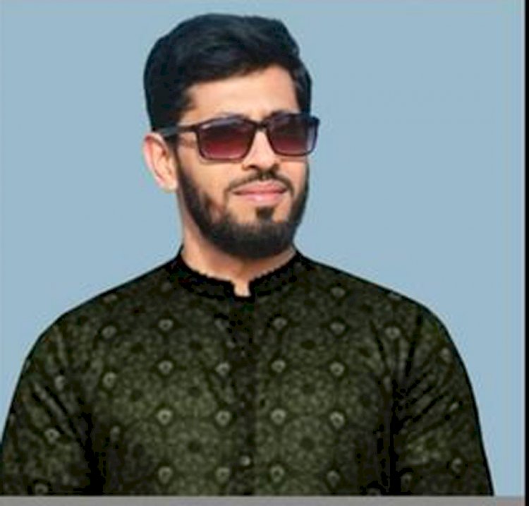 সাংবাদিক মোস্তফা খানের জন্মদিন আজ