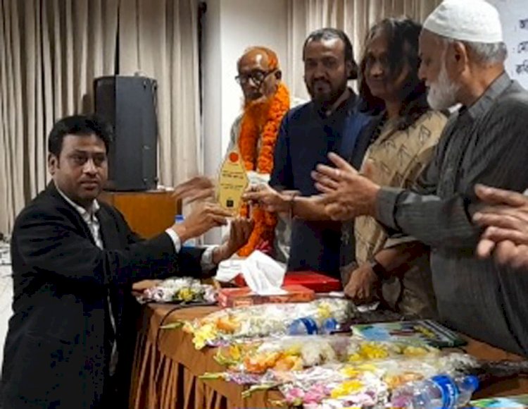 নক্ষত্র সাহিত্য পুরস্কার পেল কবি আফসার আশরাফী