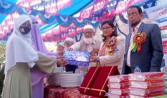 বগুড়া সদরের তেলিহারা মহিউদ্দিন আলিম মাদ্রাসার বার্ষিক ক্রীড়া প্রতিযোগিতা পুরষ্কার বিতরণ অনুষ্ঠিত