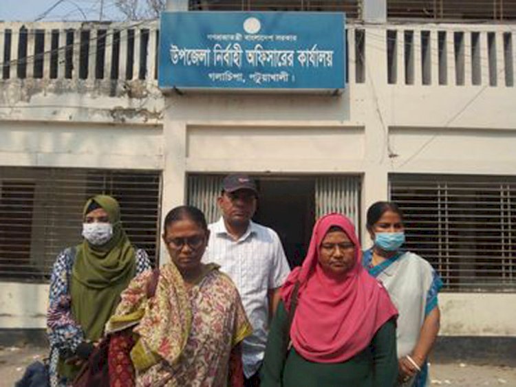 গলাচিপায় শিক্ষকের হাতে শিক্ষক লাঞ্ছিত, তদন্তে কমিটি