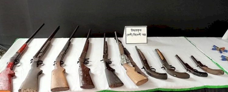 অবৈধ অস্ত্র উদ্ধারে স্থানীয়দের পাশাপাশি রোহিঙ্গা ক্যাম্পগুলোতে ও যৌথবাহিনীর অভিযান পরিচালনা করার দাবী স্থানীয়দের