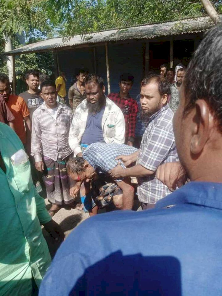 চিরিরবন্দরে মটর সাইকেল এর সাথে সংঘর্ষে স্কুল পিয়ন আনিছুর রহমান (৪৫) নিহত!