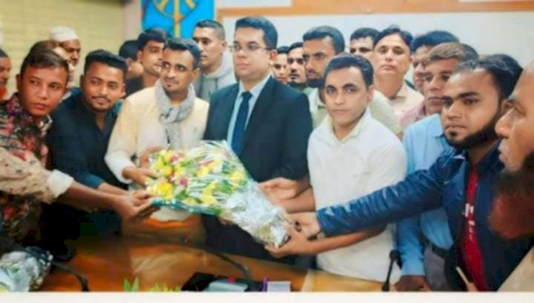 মনোহরদীতে বিএনপির নেতৃবৃন্দের সাথে নবাগত নির্বাহী অফিসারের মতবিনিময়