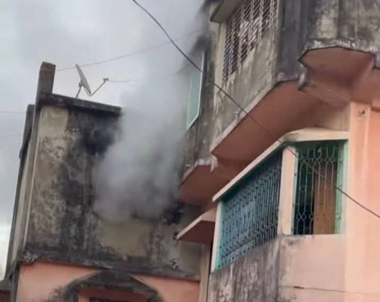 নাইক্ষ্যংছড়ি উপজেলা সদরে আশা ব্রাঞ্চ ভবনে আগুন!