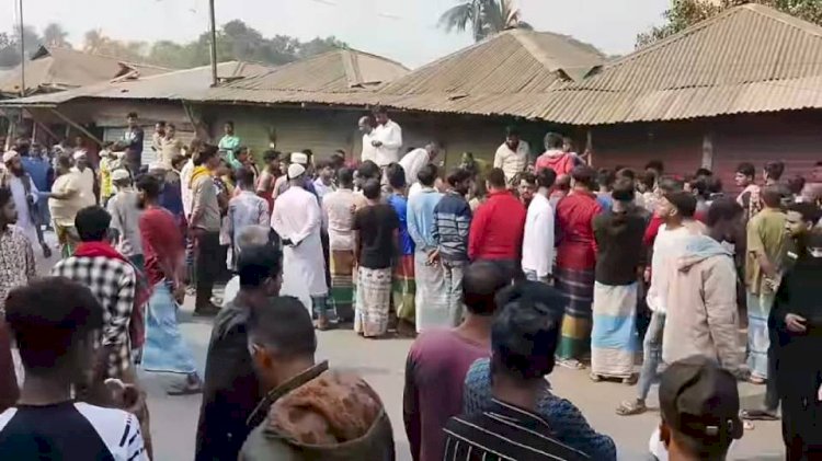 ফার্নিচারের দোকান থেকে এক ব্যক্তির ঝুলন্ত লাশ উদ্ধার