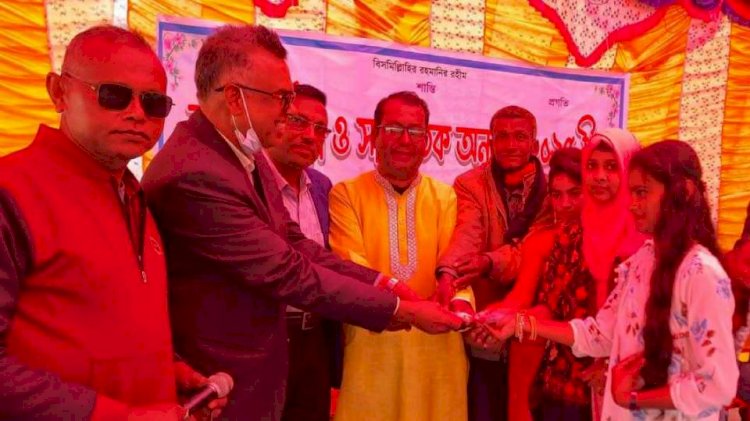 কেশবপুরের বড়েঙ্গা সম্মিলনী বিদ্যাপীঠে  বার্ষিক ক্রীড়া ও সাংস্কৃতিক অনুষ্ঠান সমাপ্ত