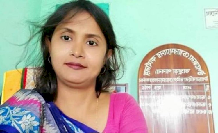 ভাঙ্গুড়া উপজেলা মহিলা আওয়ামী লীগ সভানেত্রী আজিদা পারভীন পাখি আটক