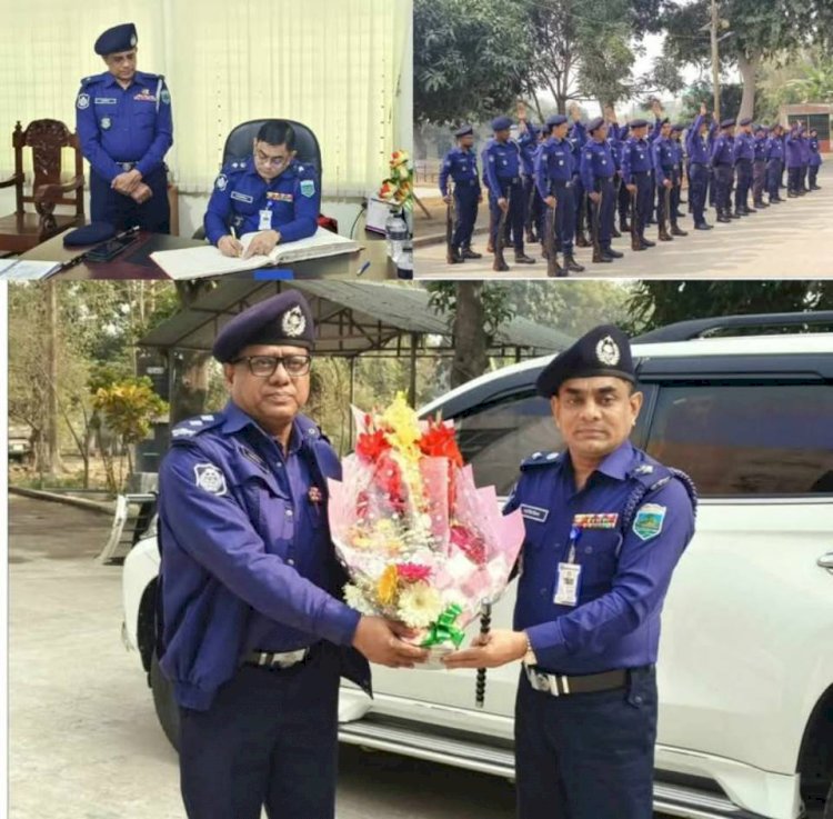 নওগাঁ জেলার নিয়ামতপুর মান্দা থানায় সারোয়ার বিপিএম আকস্মিক পরিদর্শন করেন