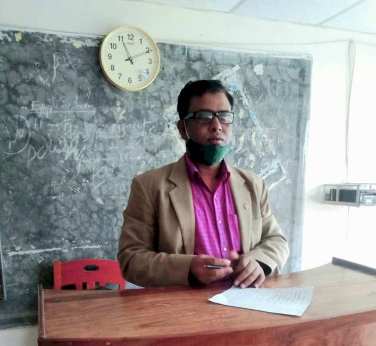 তীব্র নিন্দা ও প্রতিবাদ জানাচ্ছি পাবনায় মুক্তিযোদ্ধাদের সংবর্ধনা অনুষ্ঠানে অনাকাঙ্ক্ষিত ঘটনা প্রসঙ্গে  - (এস এম মনিরুজ্জামান আকাশ)