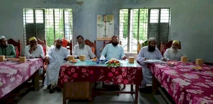 মির্জাগঞ্জ দারুস সুন্নাত মাদ্রাসার গভর্নিং বডির সভা অনুষ্ঠিত