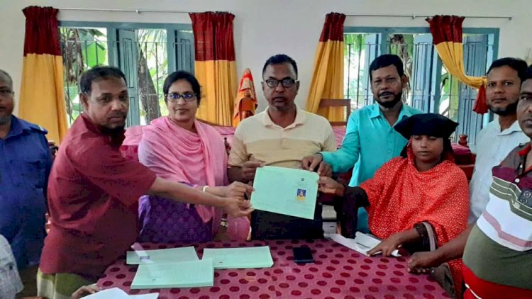 কেশবপুরে ২০৬ জন উপকারভোগীর মাঝে  ভিডব্লিউবি কার্ড বিতরণ