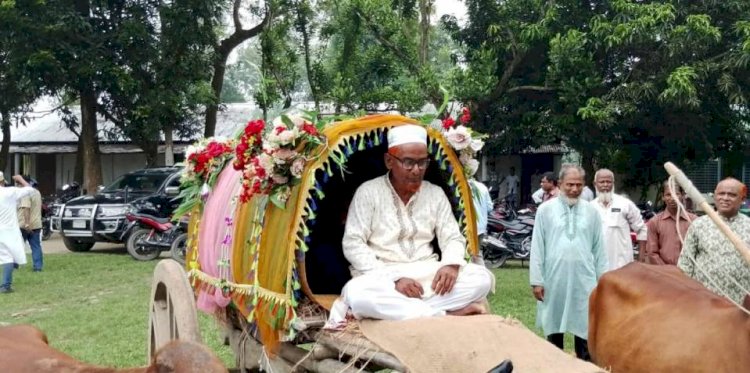 নওগাঁর মান্দা শাহাপুর ডিএ উচ্চ বিদ্যালয়ের অবসরপ্রাপ্ত অফিস সহকারী   বিদায় সংবর্ধনা