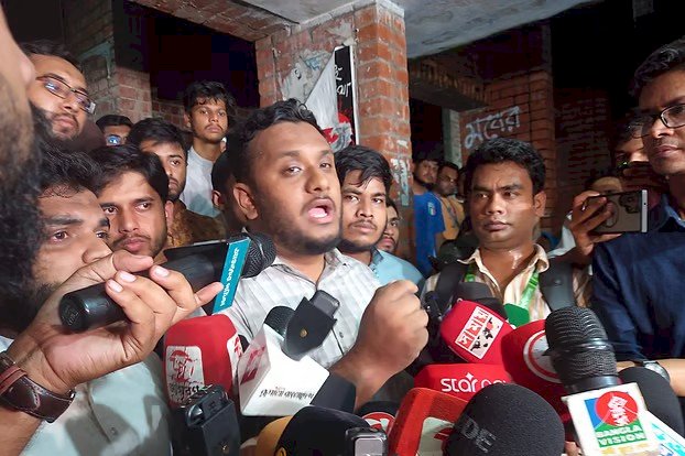 তিনি লেজ গুটিয়ে পালিয়েছেন;  শিবিরের এজিএস প্রার্থী
