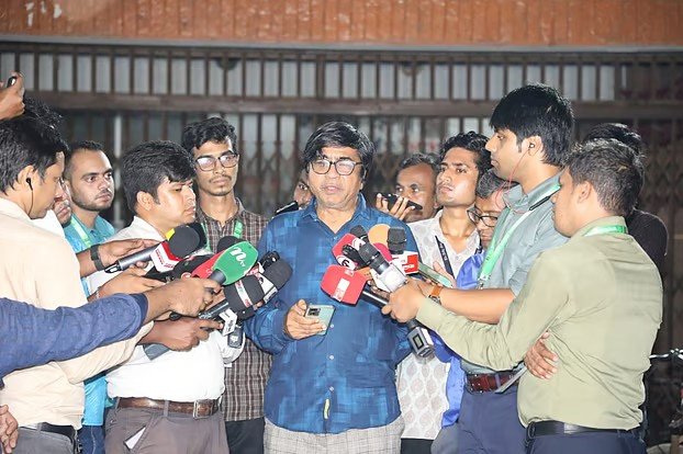 চাপের মুখে পদত্যাগ করিনি, বরং না করতে চাপ ছিল;  জাকসুর পদত্যাগী নির্বাচন কমিশনার