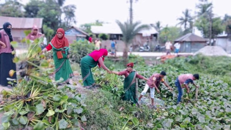 খুলনায় ডেঙ্গু প্রতিরোধে টিডিপির প্রশংসনীয় উদ্যোগ: স্বেচ্ছাশ্রমে সুইজগেট খাল পরিষ্কার