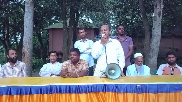 বালিয়াকান্দিতে বিএনপির নেতার উঠান বৈঠক