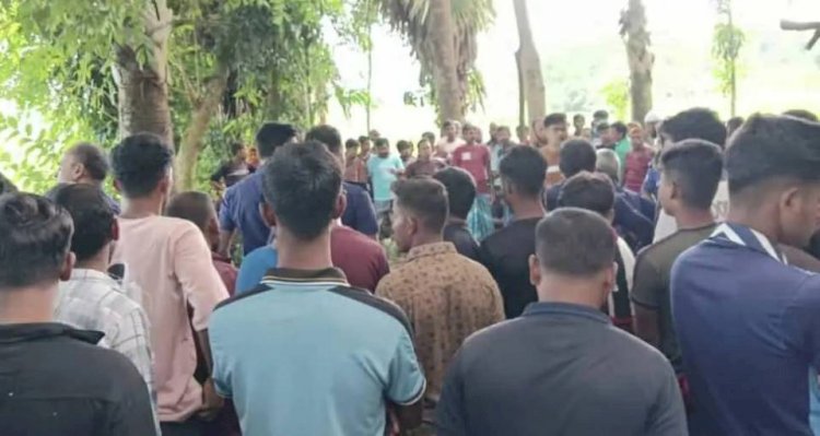 নড়াইলে ইজিবাইক চালককে গলা ও পুরুষাঙ্গ কেটে হত্যা