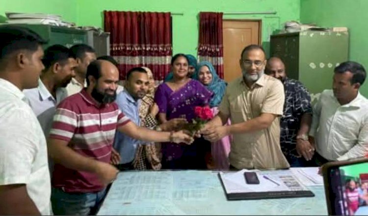 পাবনার চাটমোহর সরকারি কলেজ-এ অধ্যক্ষের দায়িত্ব নিলেন মিজানুর রহমান