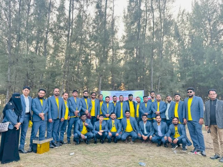 নাইক্ষ্যংছড়'র বাইশারী স্মার্ট গ্রুপের উদ্যোগে এক আনন্দঘন প্রীতি বনভোজন ও সাংস্কৃতিক অনুষ্ঠান।