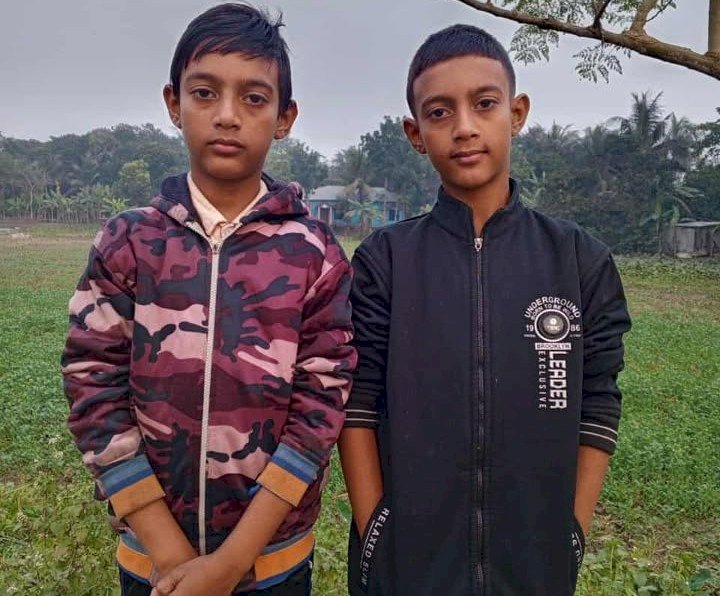 রাজবাড়ীতে মা-বাবা হারিয়ে নির্বাক দুই অবুঝ শিশু