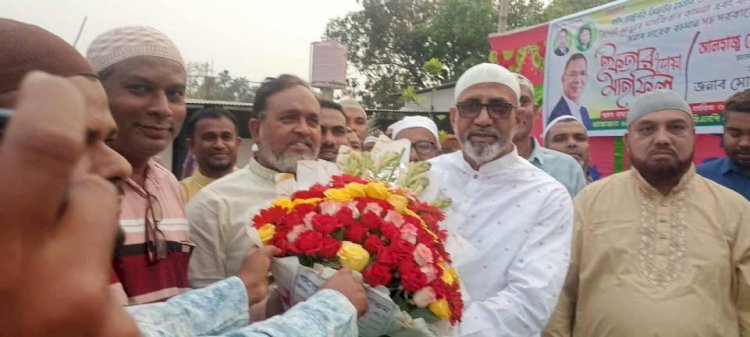 চিরিরবন্দরে অমরপুর ইউনিয়ন বিএনপির উদ্যোগে ইফতার ও দোয়া মাহফিল অনুষ্ঠিত হয়েছে