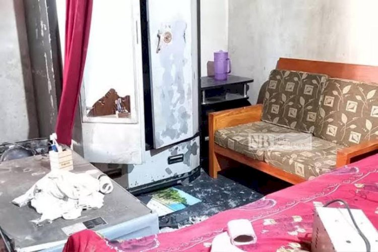 পুঠিয়ায় সাবেক মেয়রের বাড়িতে হামলা