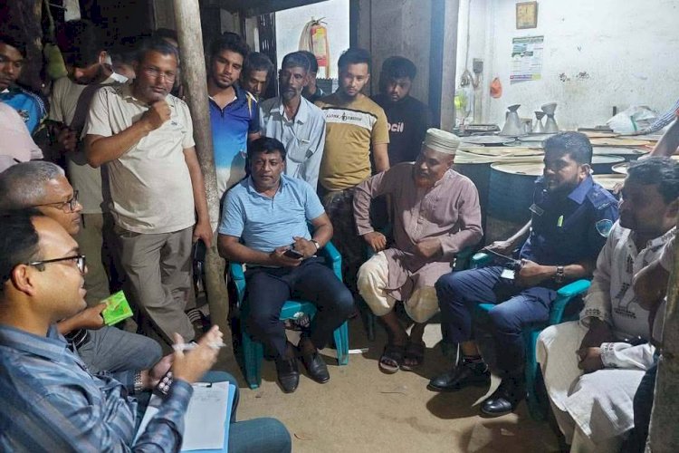 বুড়িচংয়ে অবৈধ মজুদ করা ২৫০০ লিটার তেল জব্দ; নিলামে বিক্রি