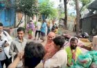 কেশবপুরে সাবেক কাউন্সিলর বাবু'র  ঈদ সামগ্রী বিতরণ