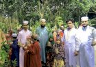 কেশবপুরে বাবার রুহের মাগফিরাত কামনায়   ২০০ গাছের চারা বিতরণ