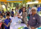 নরসিংদীর শিবপুরে ছায়াবিথী বিদ্যা নিকেতনে  ক্রীড়া সামগ্ৰী ও ফলজ চারা বিতরন করলেন ইউএনও