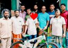 অধ্যক্ষ মো. সেলিম ভূঁইয়া এমপি'র নির্দেশে অসহায় শিক্ষার্থীকে সাইকেল উপহার দিল যুবদল ও স্বেচ্ছাসেবক দল