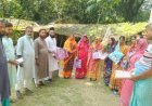 কেশবপুরের হাসানপুর ইউনিয়নে হিন্দু  সম্প্রদায়ের মাঝে শাড়ি বিতরণ