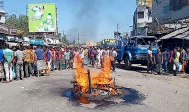 গোবিন্দগঞ্জে সড়ক দূর্ঘটনায় নিহতের ঘটনায় মহাসড়ক  অবরোধ ২ ঘন্টা পর যানবাহন চলাচল স্বাভাবিক