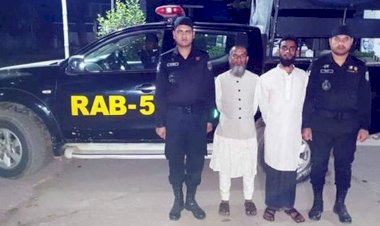 নওগাঁয় ২০ কেজি গাঁজাসহ সোহারাব কাজি ও মোহন হোসেন নামে দুই মাদক ব্যবসায়ী গ্রেপ্তার