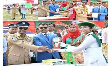 নওগাঁ জেলা ষ্টেডিয়ামে  মহান স্বাধীনতা ও জাতীয় দিবস-২০২৪ উদযাপন উপলক্ষে  কুচকাওয়াজ ও পুরস্কার বিতরণী অনুষ্ঠান
