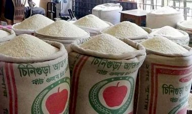 নওগাঁ জেলাসহ বিভিন্ন উপজেলায় কেজি প্রতি ৫-৬ টাকা বেড়েছে চালের দাম