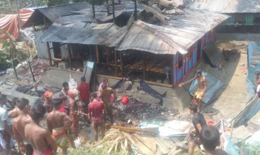 ২ দিনও থাকা হলো না নতুন ঘরে গলাচিপায় শর্ট সার্কিটে বসতঘরে আগুন