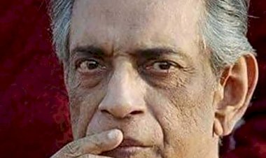 কিংবদন্তি বাঙালি চলচ্চিত্রকার সত্যজিৎ রায়ের প্রয়াণ দিবস
