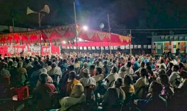 হেলিকপ্টার মার্কার পথসভা জনসভায় রুপান্তর!